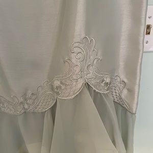 Mother of the Bride 2 Pc Dress Suit - Size 16